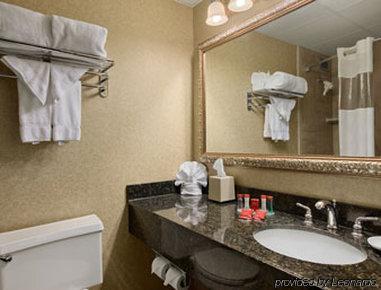 Ramada Plaza Hotel Columbus Rum bild