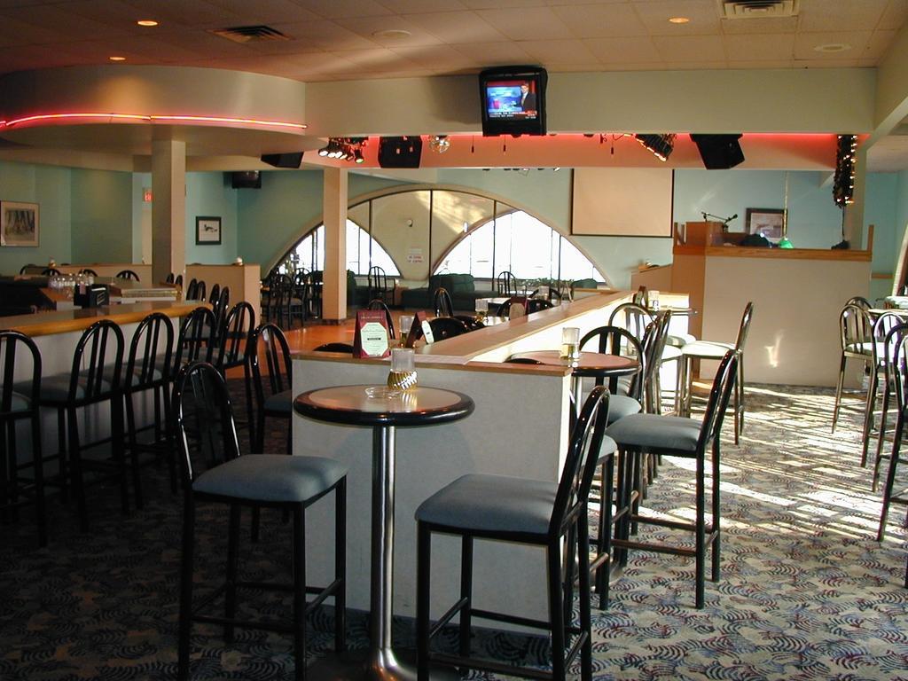 Ramada Plaza Hotel Columbus Restaurang bild